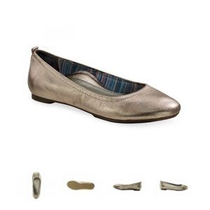 Women’s Aetrex Flats